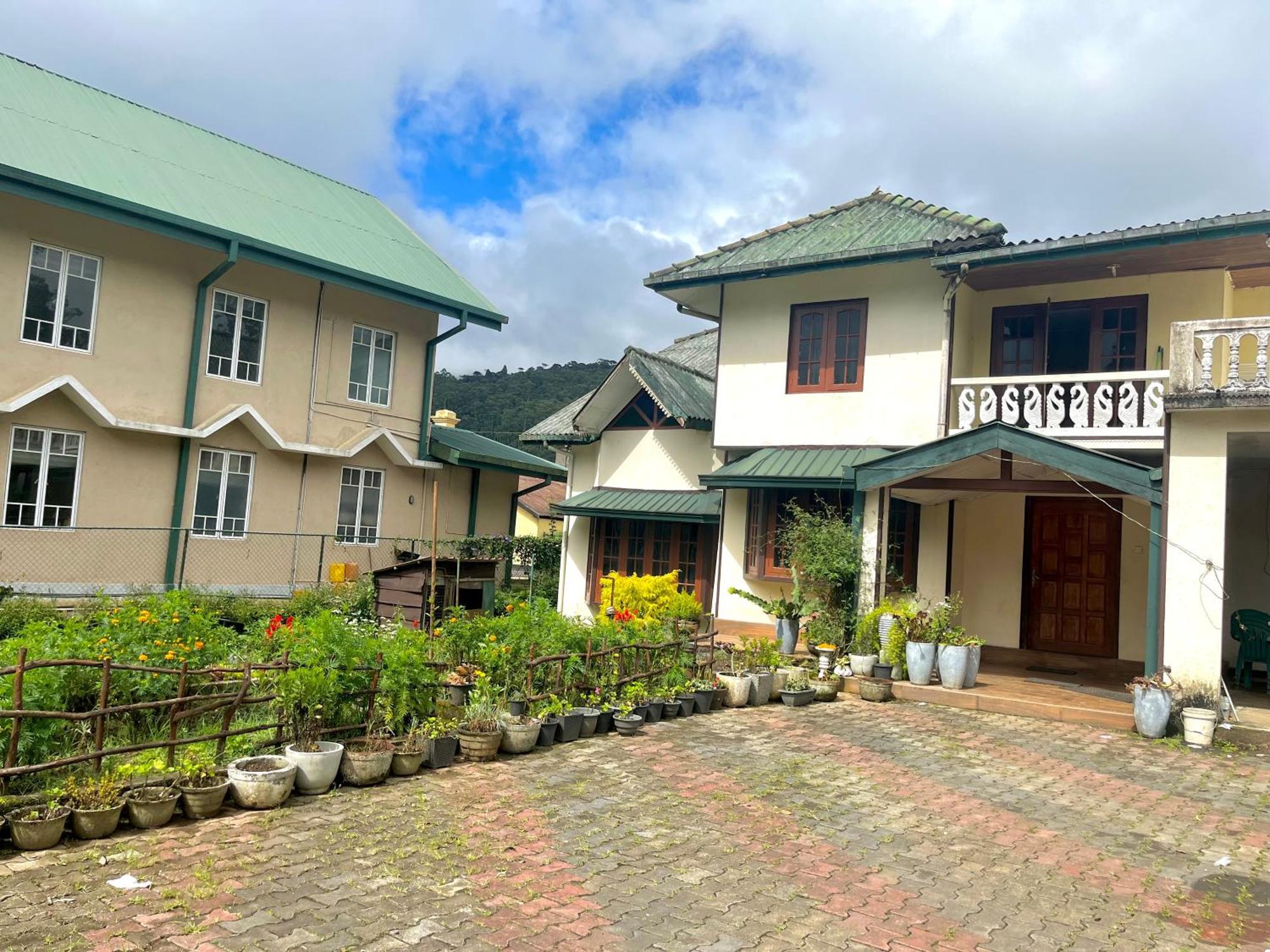 Appartamento Selis Manor Nuwara Eliya Esterno foto